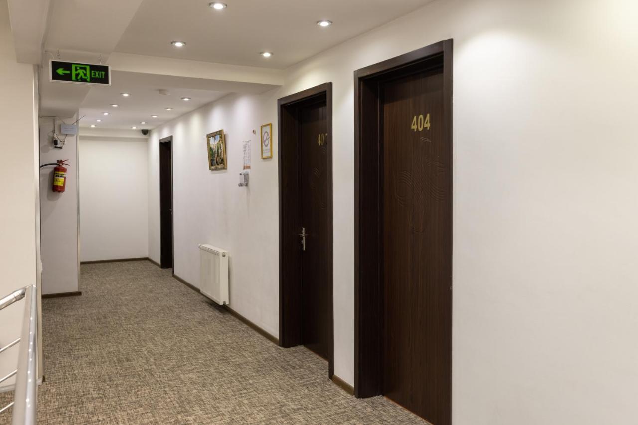 Hotel Grand Palace Тбілісі Екстер'єр фото