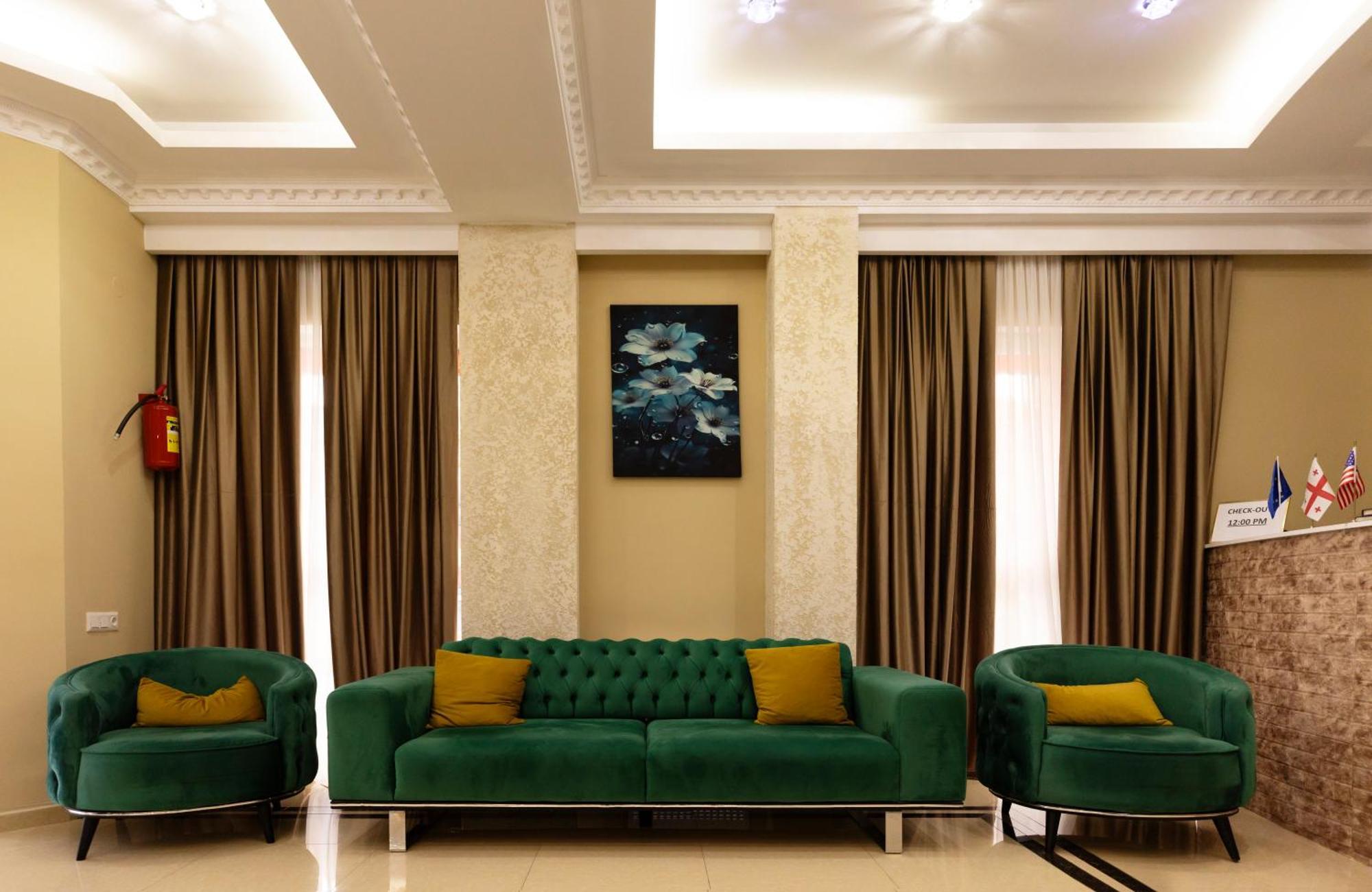 Hotel Grand Palace Тбілісі Екстер'єр фото