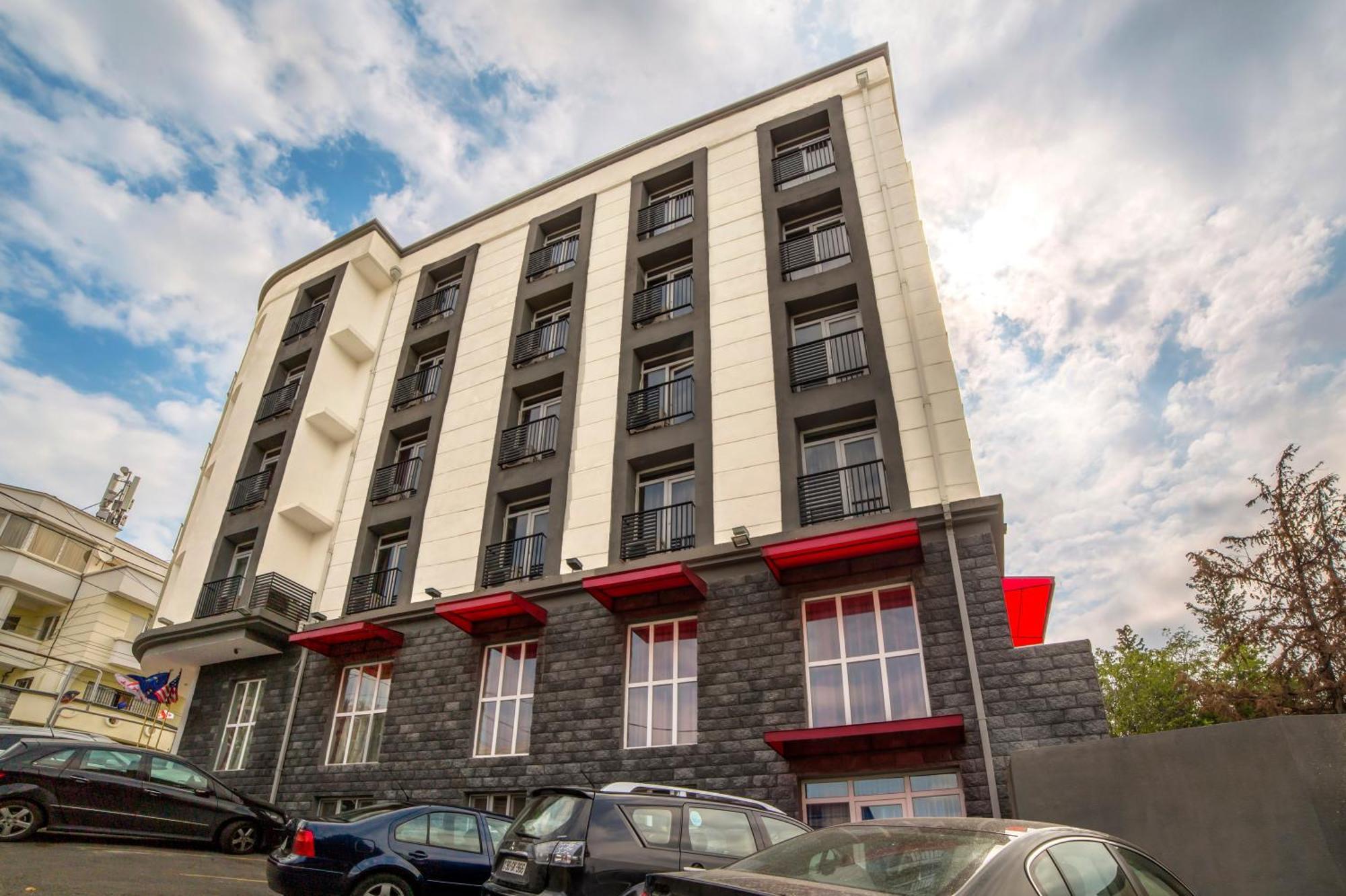 Hotel Grand Palace Тбілісі Екстер'єр фото