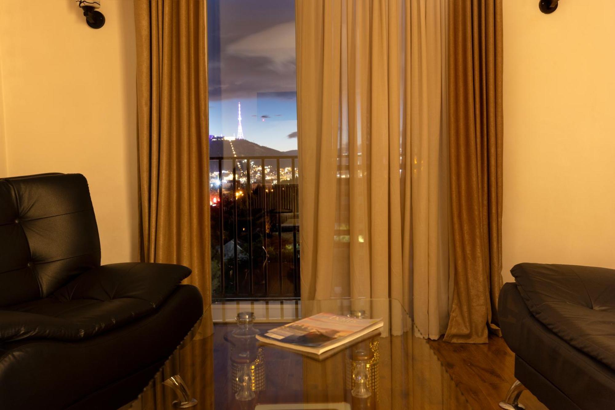 Hotel Grand Palace Тбілісі Номер фото